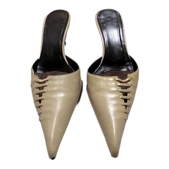 Gorgeous Guissepe Zanotti Cream Colored Leather Mules Like New Size 39 US 8 - Picture 3 of 13